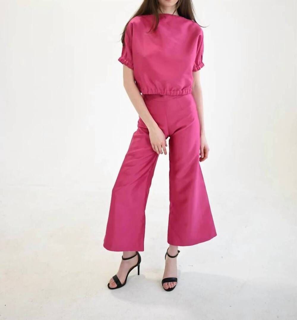 NEW NEVER A WALLFLOWER matador pants in pink